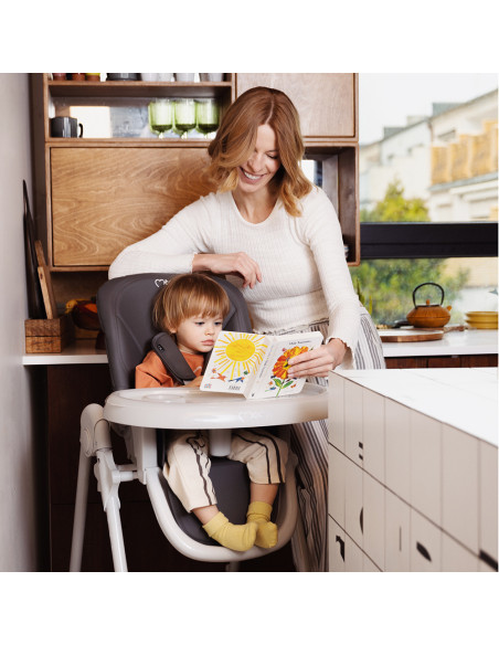 MoMi GOJO feeding chair