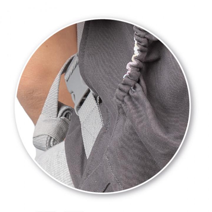 MoMi COLLETE LOVE ergonomic baby carrier