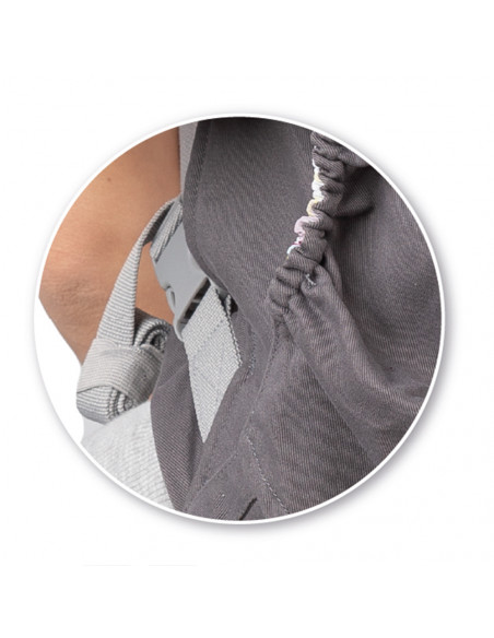 MoMi COLLETE LOVE ergonomic baby carrier