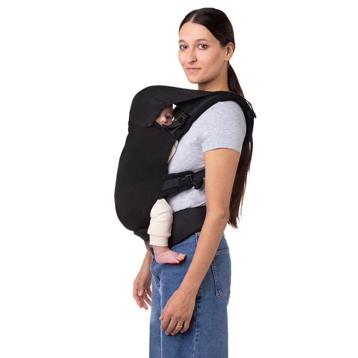 MoMi COLLETE LOVE ergonomic baby carrier