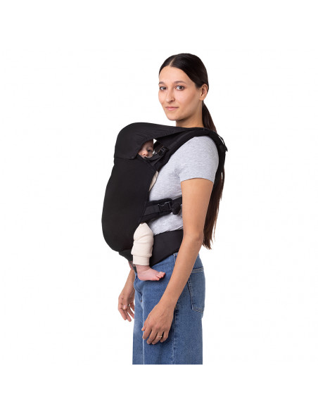 MoMi COLLETE LOVE ergonomic baby carrier