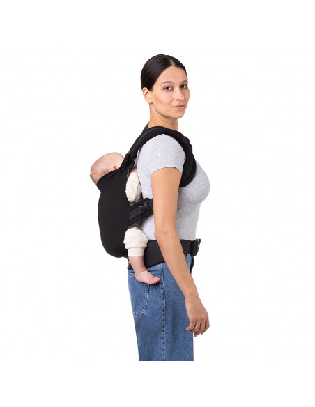 MoMi COLLETE LOVE ergonomic baby carrier