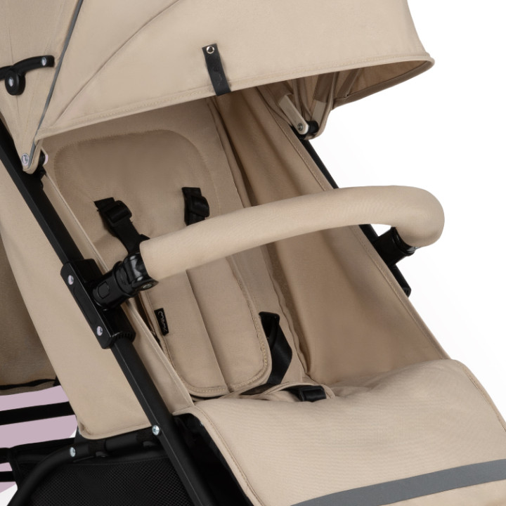 MoMi AKIRA stroller