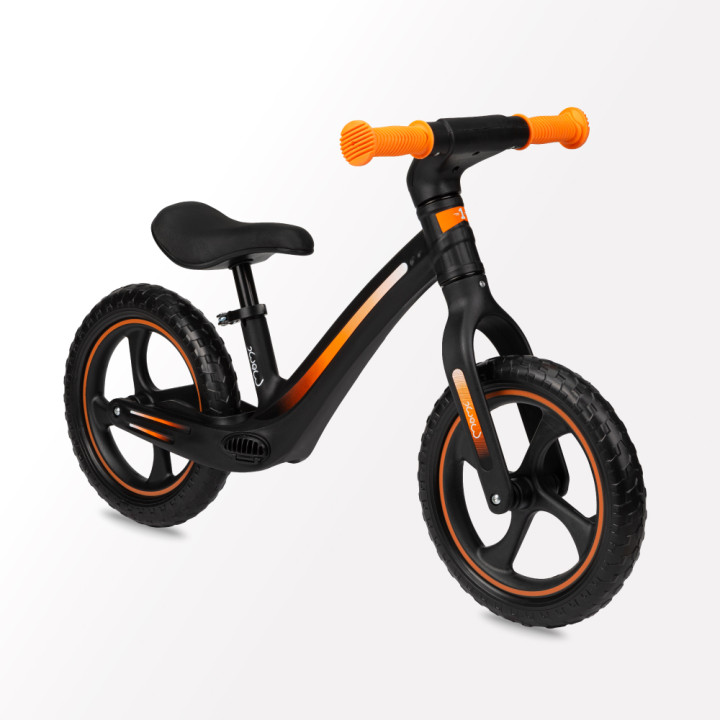 MoMi MIZO balance bike BLACK