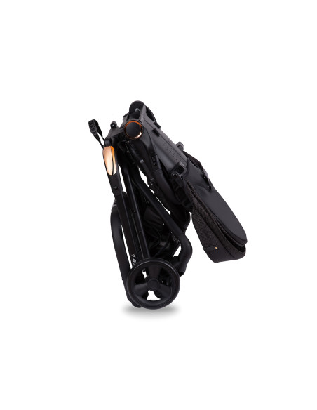 MoMi ADELLE stroller 360 ° BLACK RED