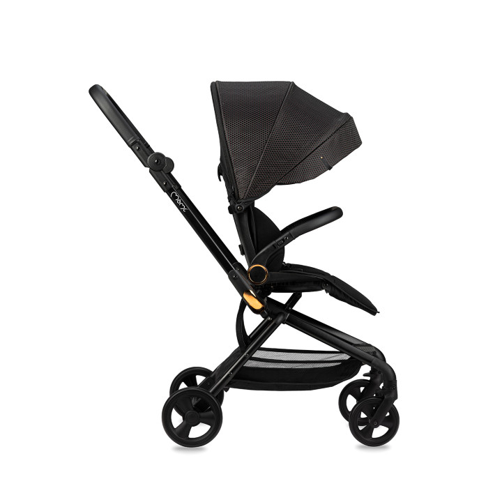 MoMi ADELLE stroller 360 ° BLACK RED