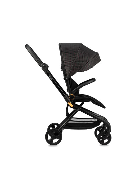 MoMi ADELLE stroller 360 ° BLACK RED