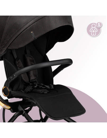MoMi ADELLE stroller 360 ° BLACK RED
