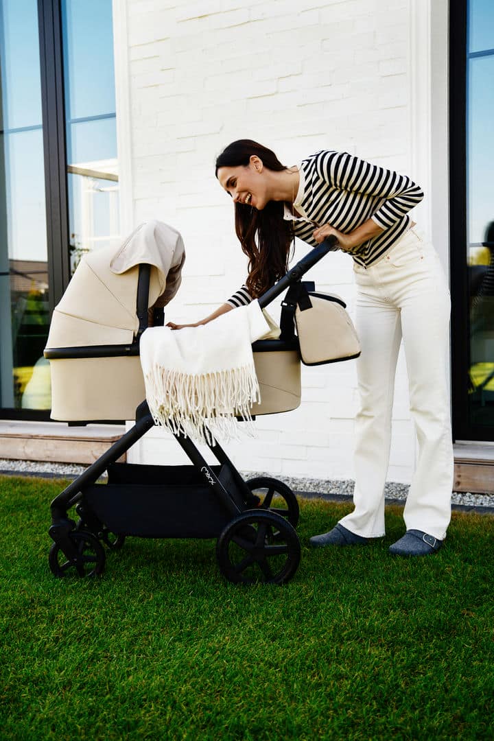 In the Mountains and At the Seaside. MoMi Strollers for Perfect Summer Trips.